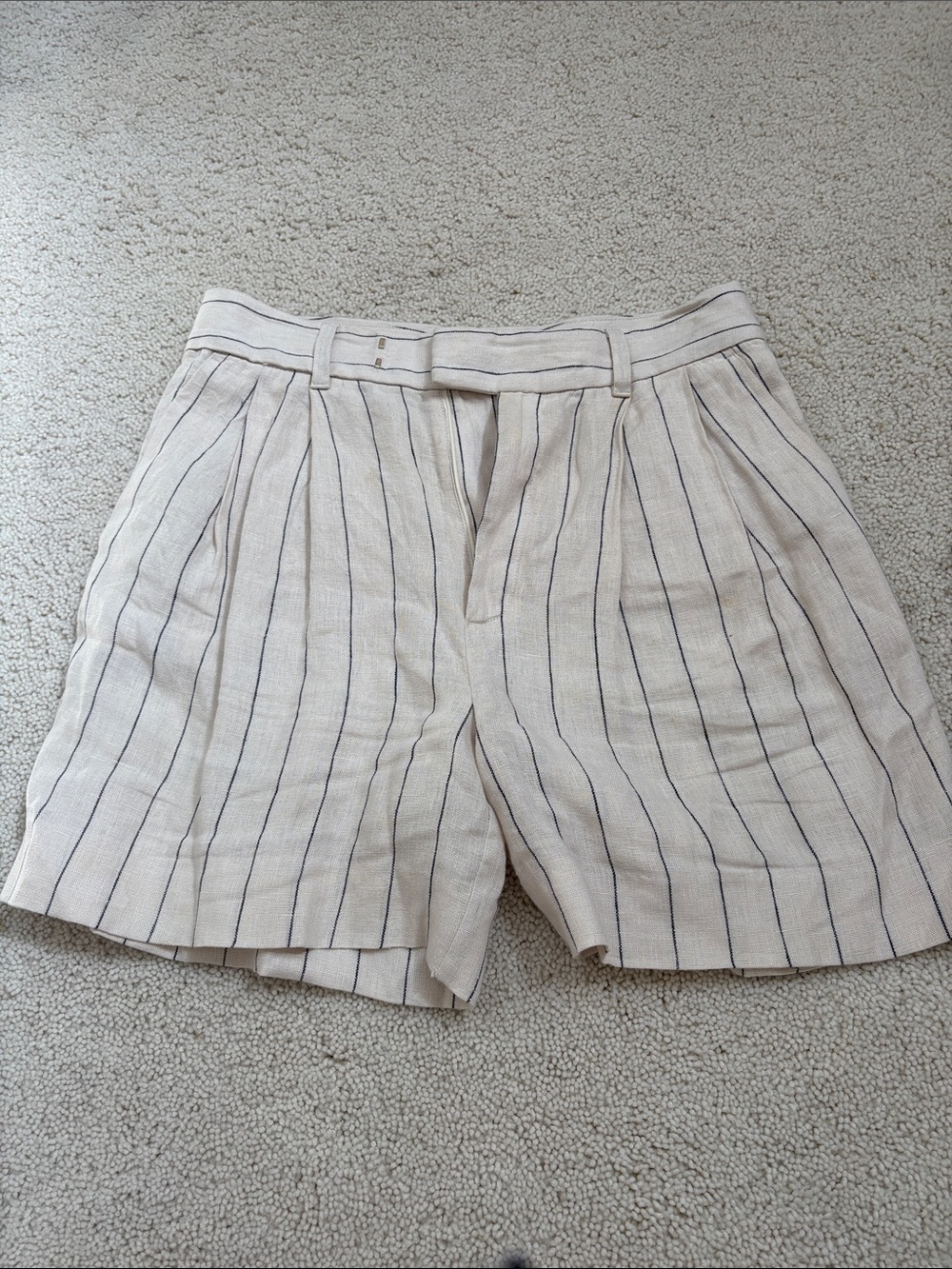 Banana Republic Cream Shorts with Navy Pinstripes 100 % linen